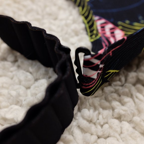 Knixwear Catalyst Bra (Electric Aloha) - Picture 6 of 7